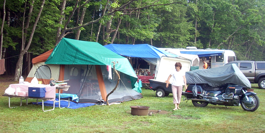 www.motorcycles123.com - motorcycle camping tent with tarps